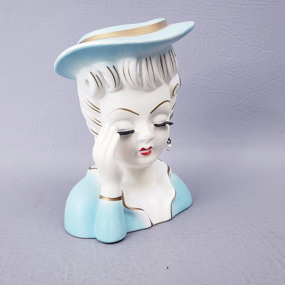 Vintage Kelvin's LADY HEAD VASE "HEADACHE" W/ EYELASHES PEARLS EARRINGS 5" Blue